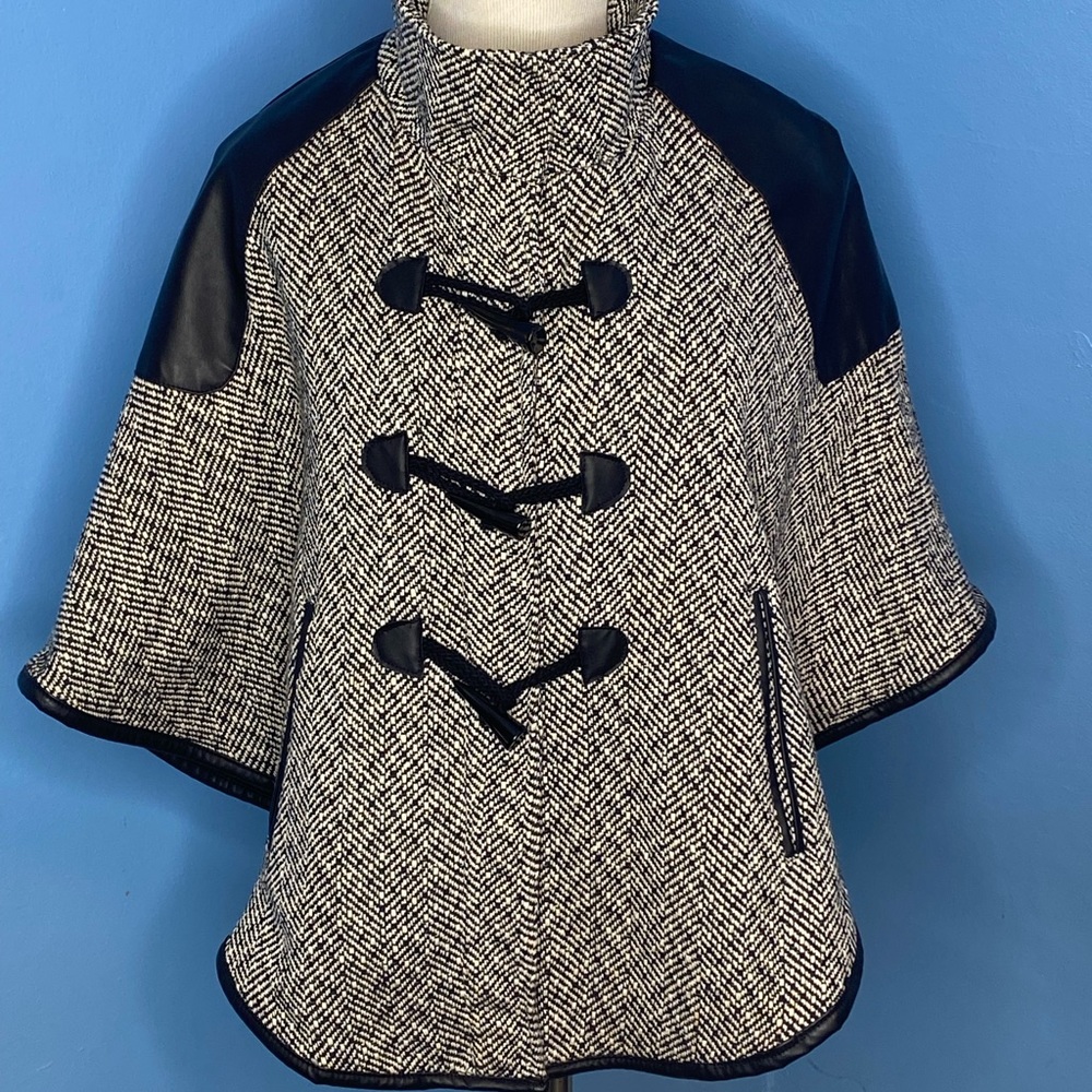 Vintage Cape